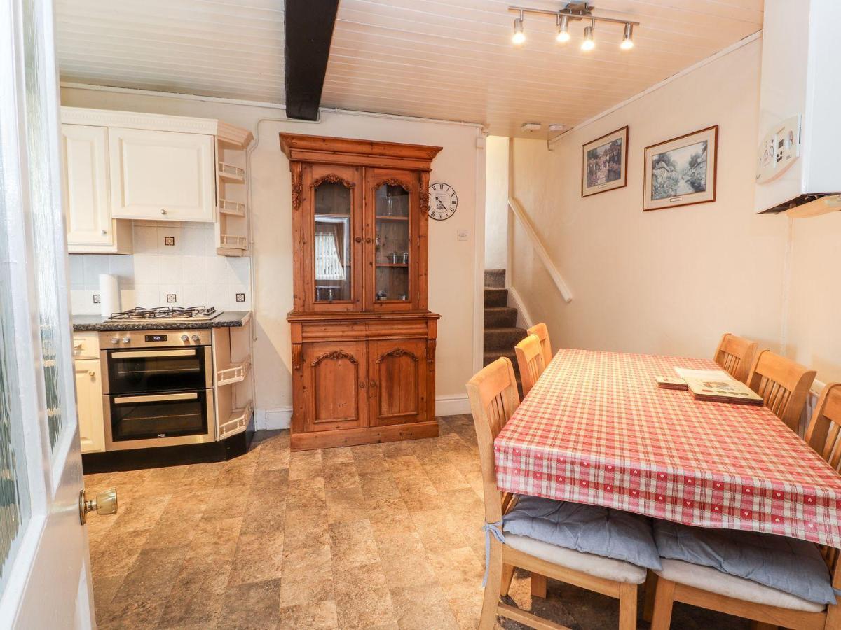 Scotch Hall Cottage Llangollen Buitenkant foto